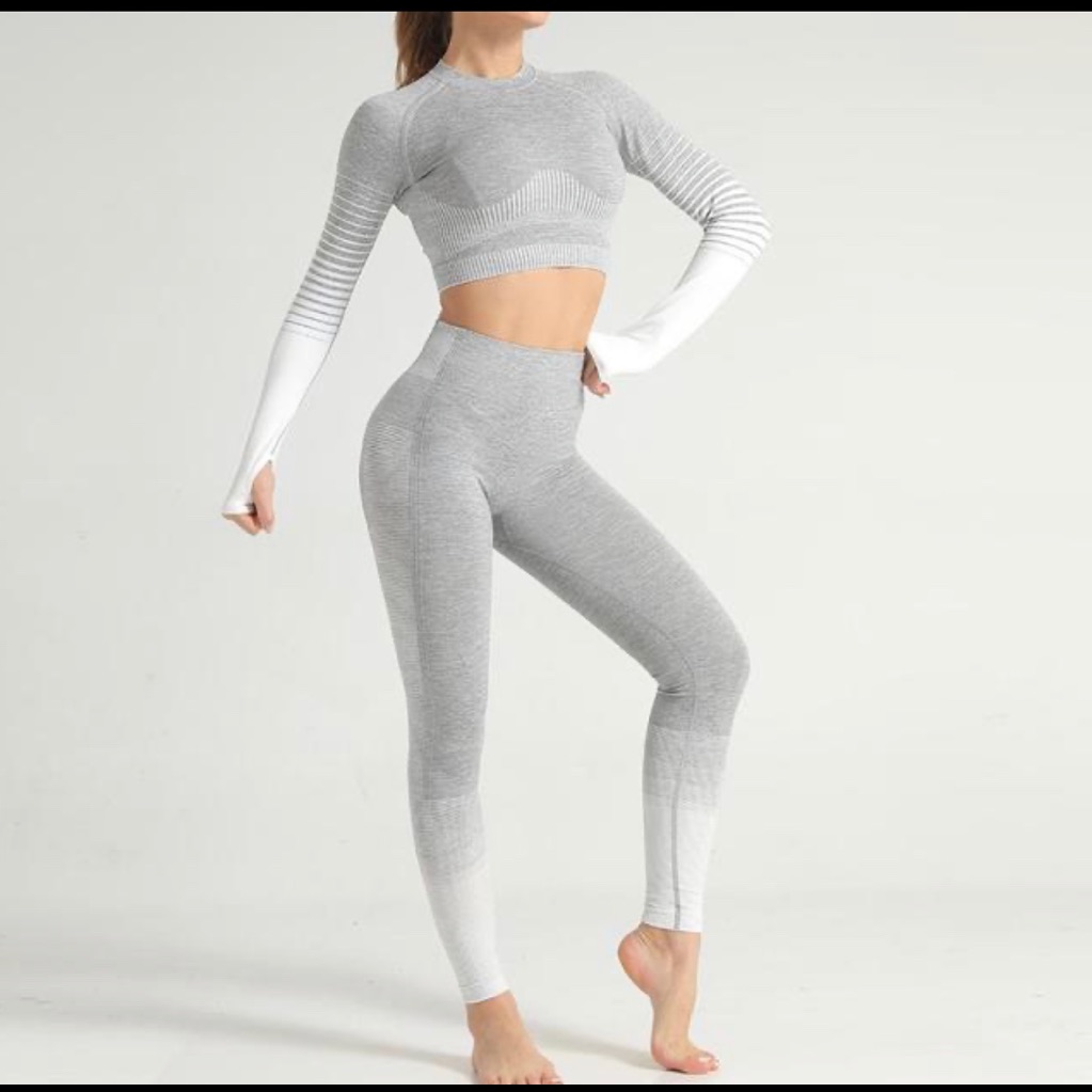 Seamless 2 Piece Work Out Gear Sexy Beast Seamless 2 Piece Work Out Gear Sexy Beast